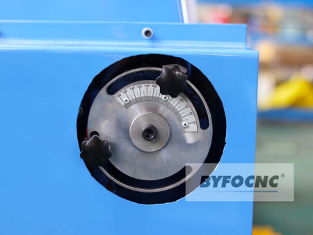 Электрическая складная машина ByfoCNC 1,5×3000 mm