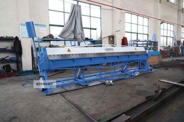 Гидравлический листогибочный пресс ByfoCNC WSQ-1,5×1300